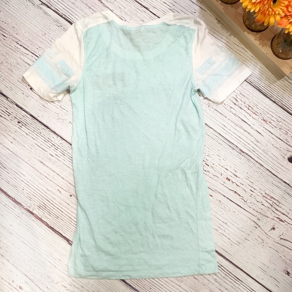 Victoria’s Secret PINK turquoise T-shirt - Picture 4 of 5